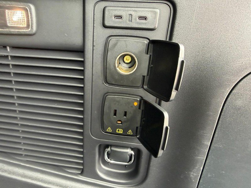 Used 2025 Ford Expedition Active AWD/4WD image 16