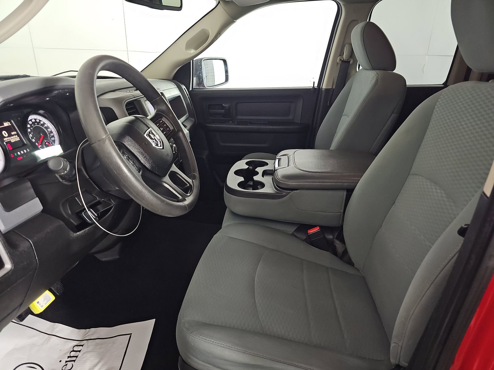 Used 2019 RAM 1500 Express AWD/4WD image 11