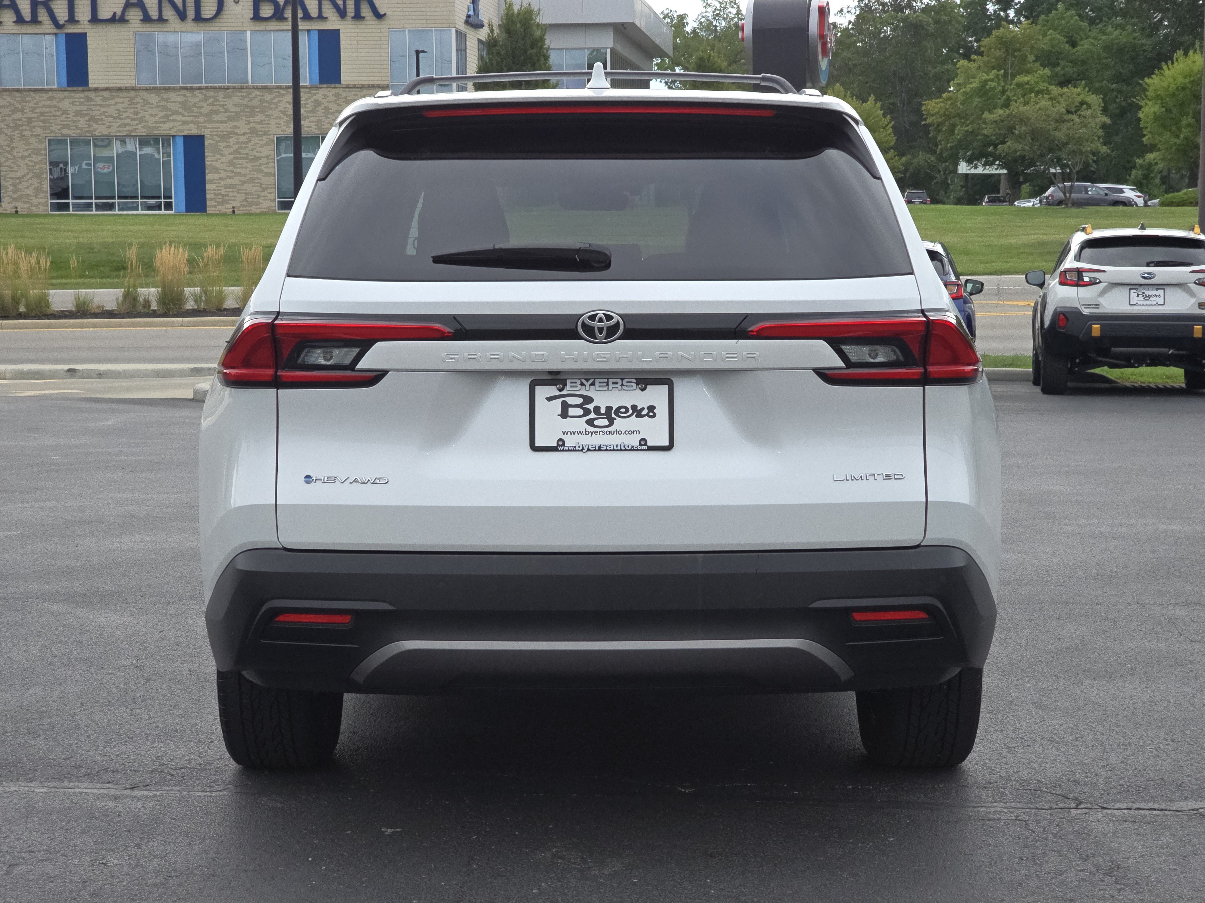 Used 2024 Toyota Grand Highlander AWD Hybrid image 6