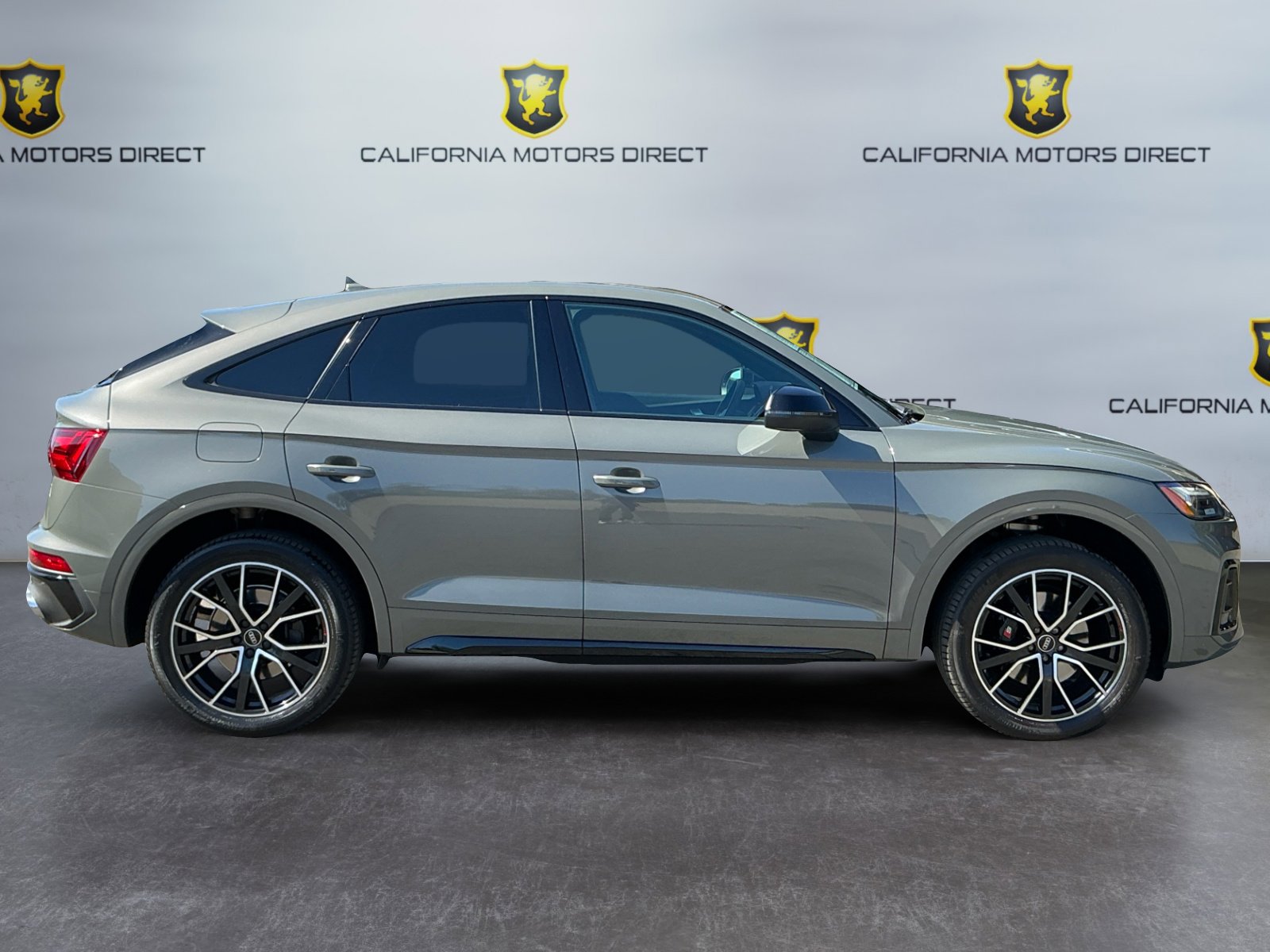 Used 2023 Audi SQ5 Premium Plus w/ Premium Plus Package image 4