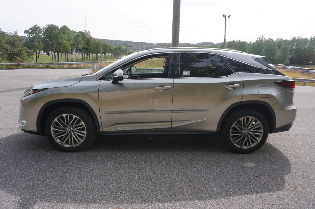 Used 2022 Lexus RX 350 AWD w/ Luxury Package image 19