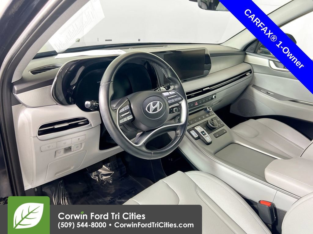 Used 2023 Hyundai Palisade SEL image 3