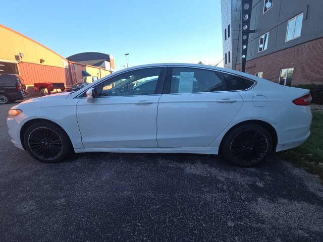 Used 2014 Ford Fusion SE w/ Equipment Group 202A FWD image 12