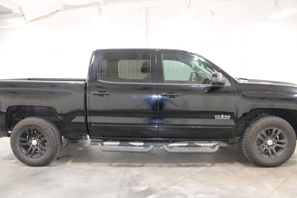 Used 2018 Chevrolet Silverado 1500 LT w/ Texas Edition image 11