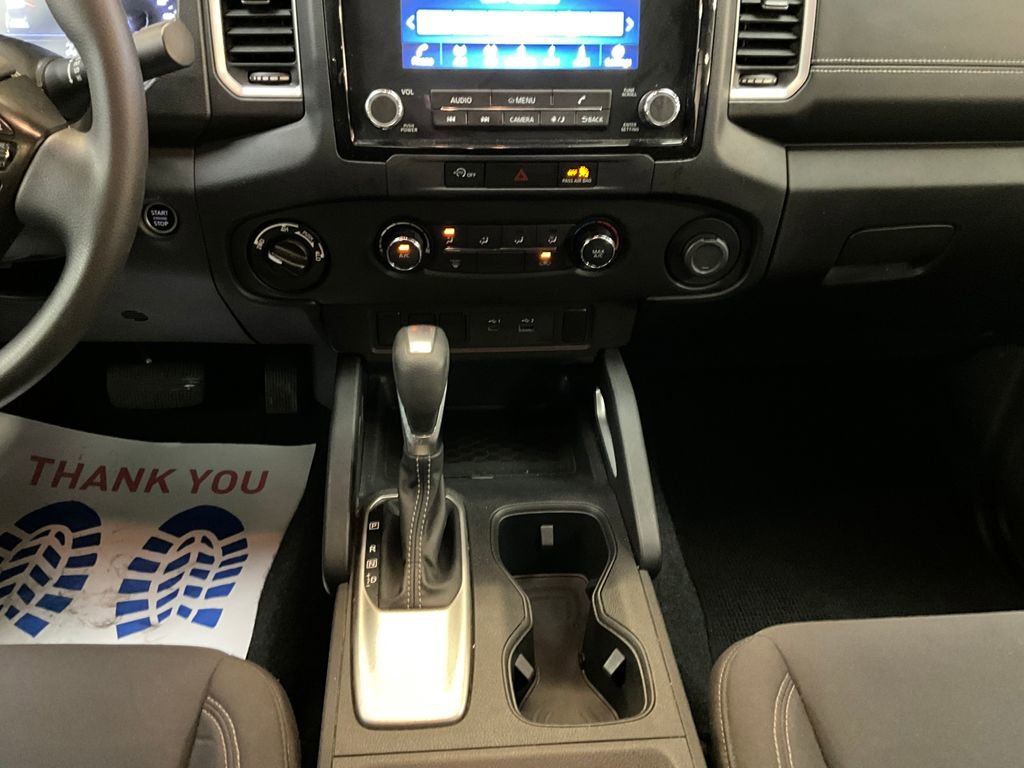 Used 2023 Nissan Frontier SV image 10