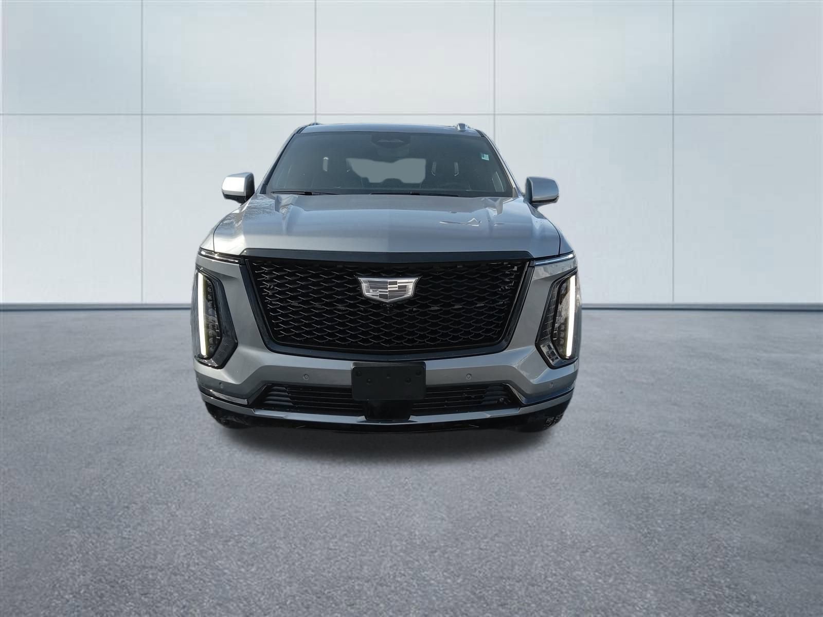 Used 2025 Cadillac Escalade Sport Platinum w/ LPO, ONYX Package image 5