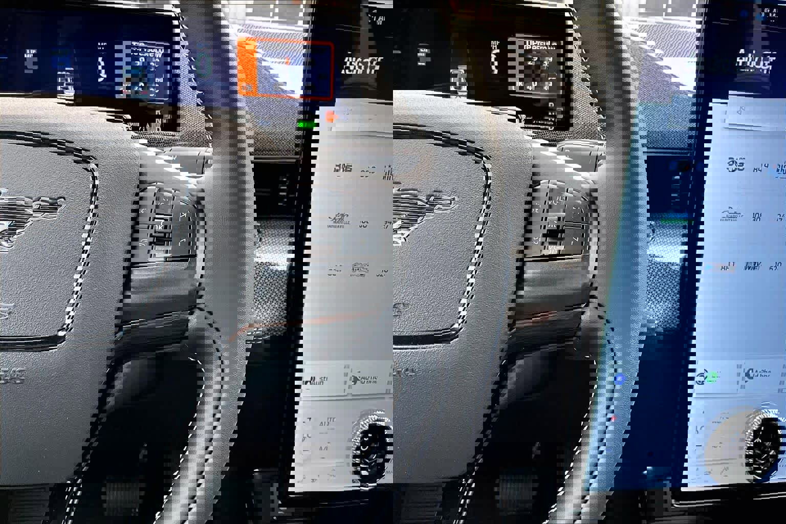 Certified 2025 Ford Mustang Mach-E GT image 24