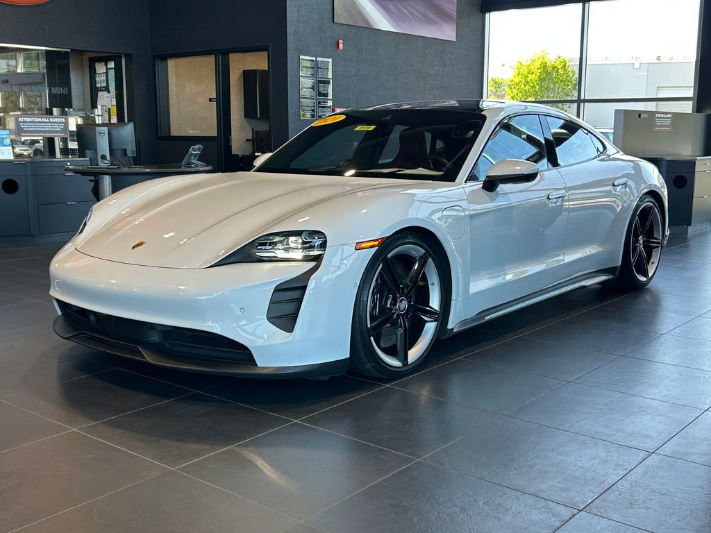 Used 2020 Porsche Taycan 4S image 2