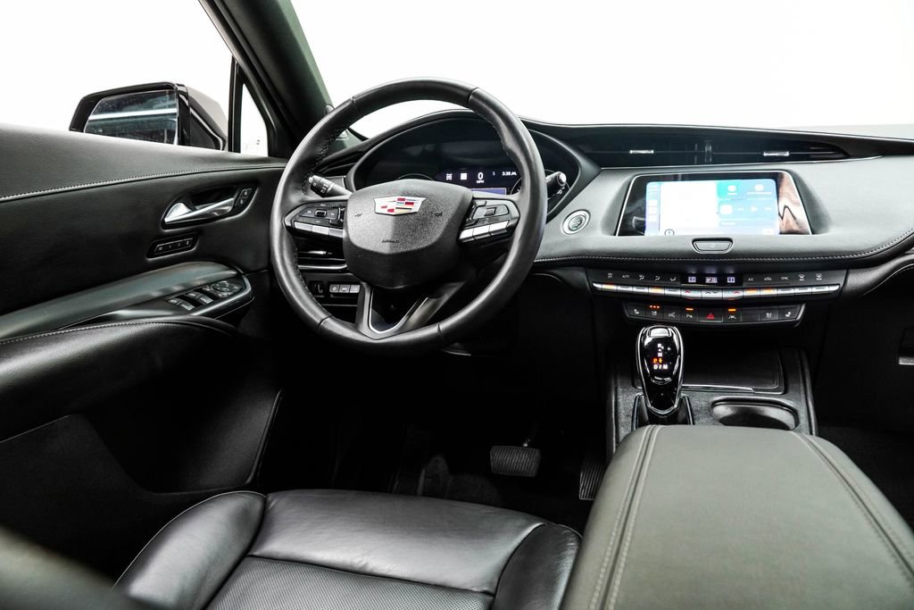 Used 2023 Cadillac XT4 Premium Luxury w/ Technology Package AWD/4WD image 23