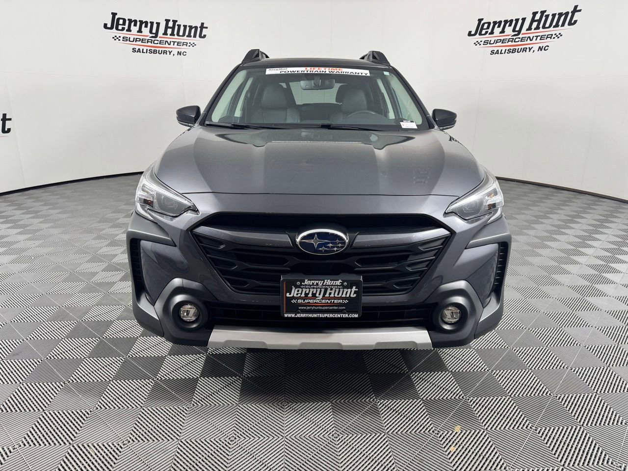 Used 2023 Subaru Outback Limited AWD/4WD image 4