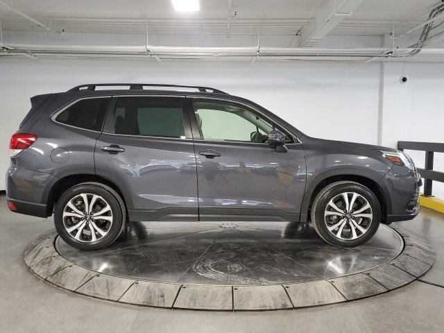 Used 2022 Subaru Forester Limited image 9