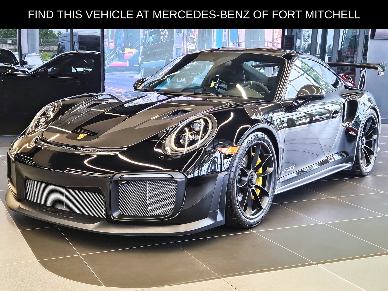 Used 2018 Porsche 911 GT2 RS w/ Weissach Package RWD image 1