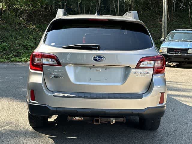 Used 2016 Subaru Outback 2.5i Limited AWD/4WD image 4