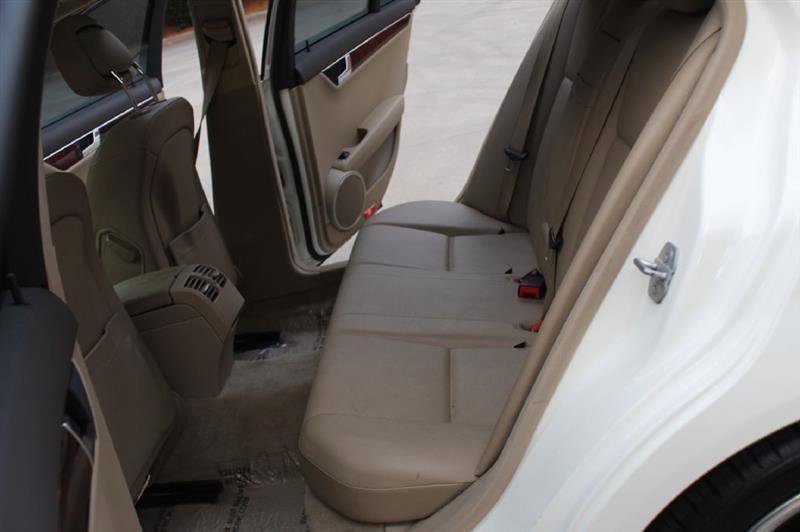 Used 2010 Mercedes-Benz C 300 4MATIC Sedan w/ Premium 1 Pkg image 9