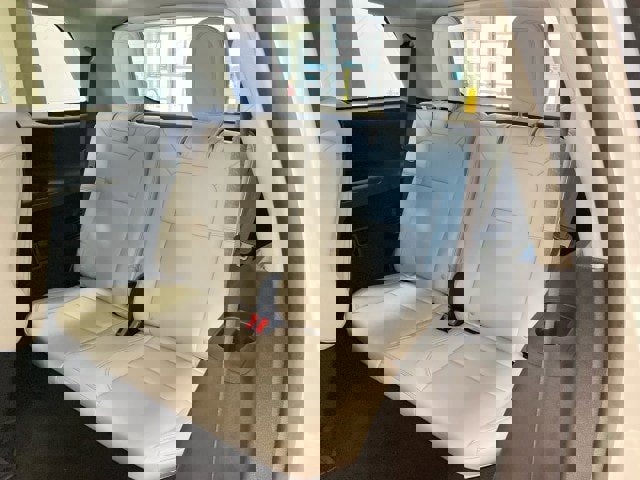 Used 2025 Lincoln Aviator AWD image 10