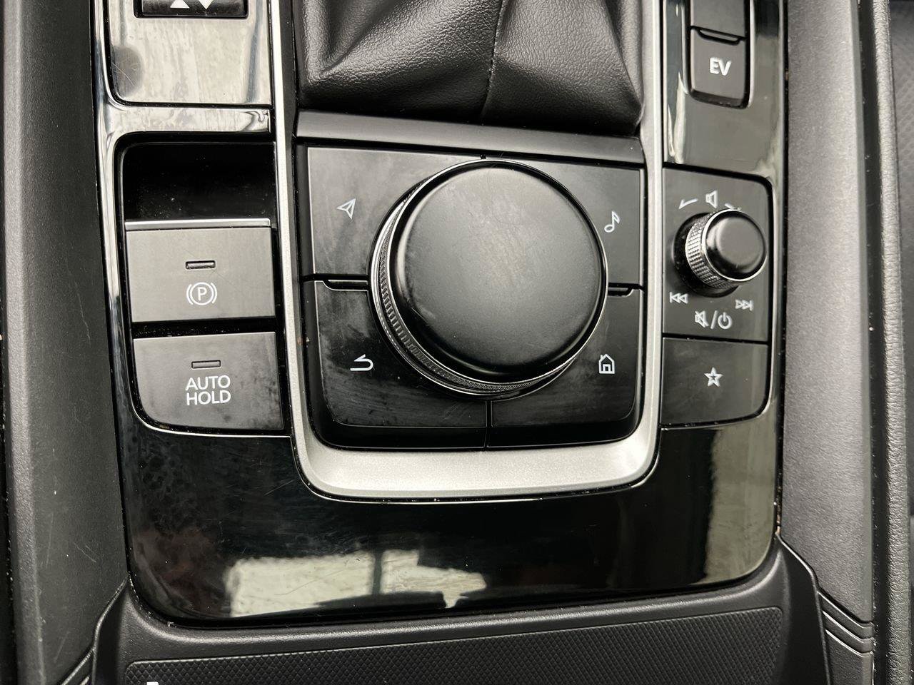 Used 2025 MAZDA CX-50 AWD 2.5 Hybrid w/ Premium Pkg image 21