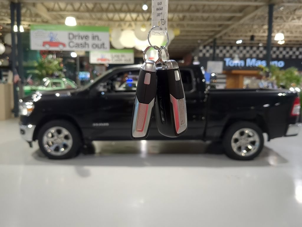 Used 2022 RAM 1500 Big Horn AWD/4WD image 4