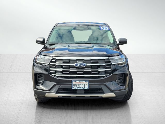 Used 2026 Ford Explorer Active RWD image 2