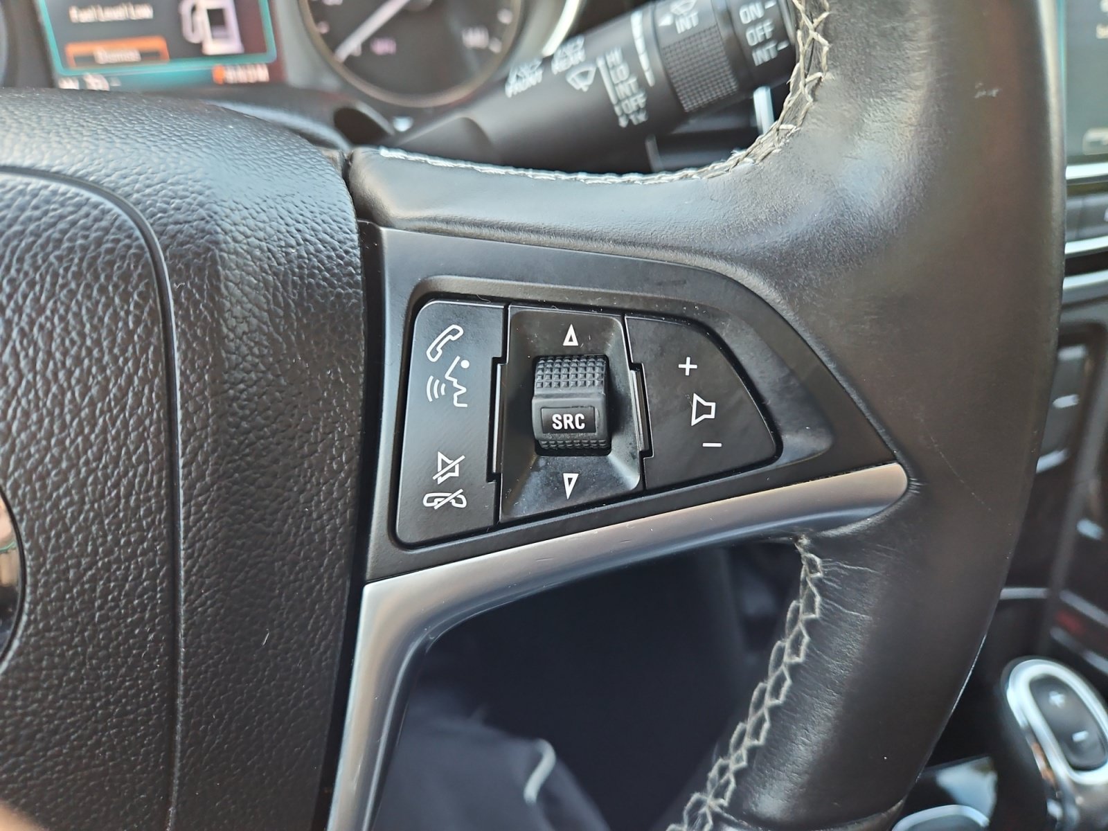 Used 2019 Buick Encore Preferred w/ Safety Package FWD image 22