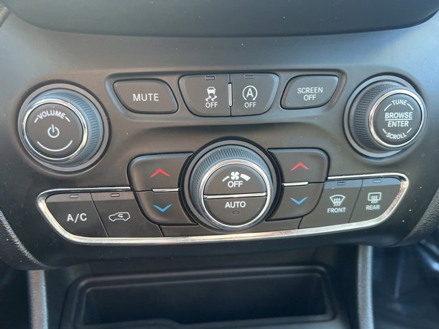 Used 2022 Jeep Cherokee Trailhawk image 34