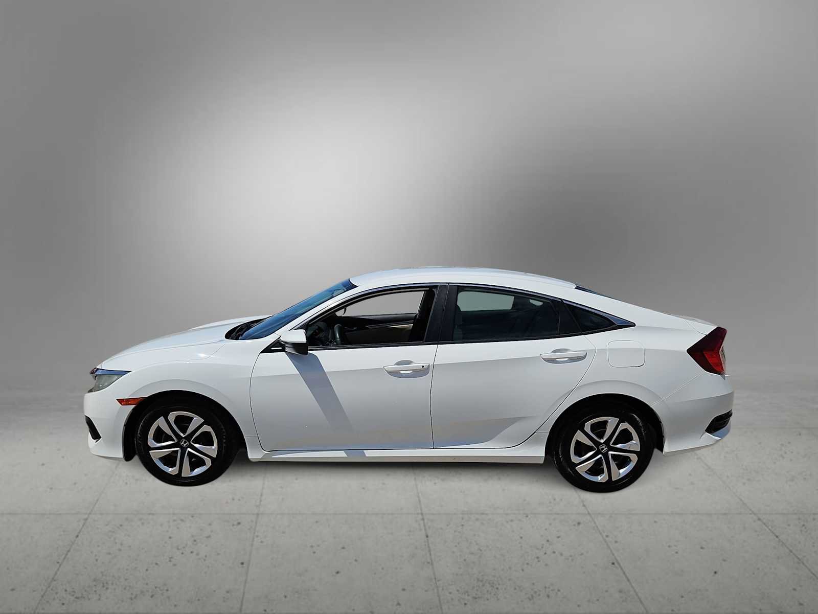 Used 2018 Honda Civic LX image 5