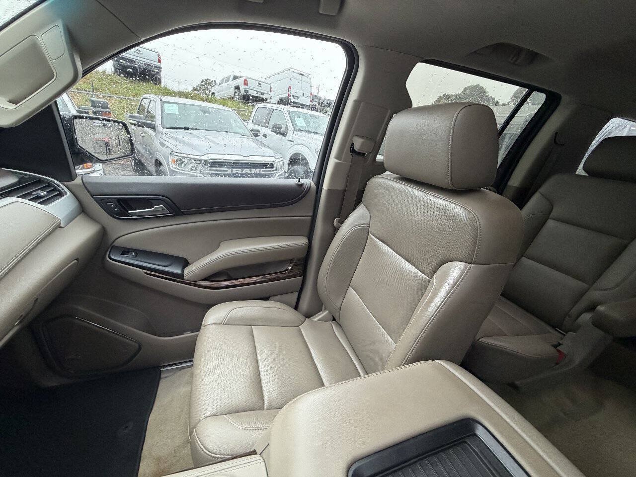 Used 2016 GMC Yukon XL SLT w/ Open Road Package RWD image 32