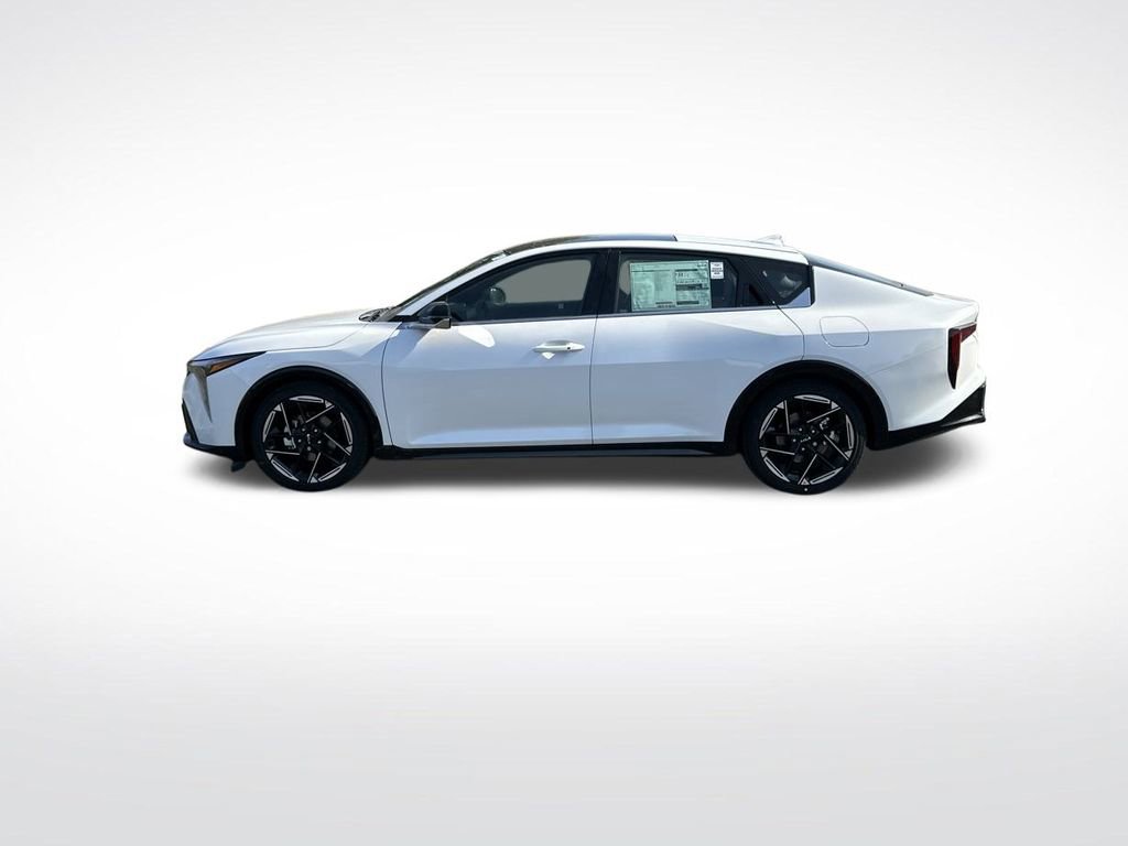 New 2025 Kia K4 GT-Line image 2