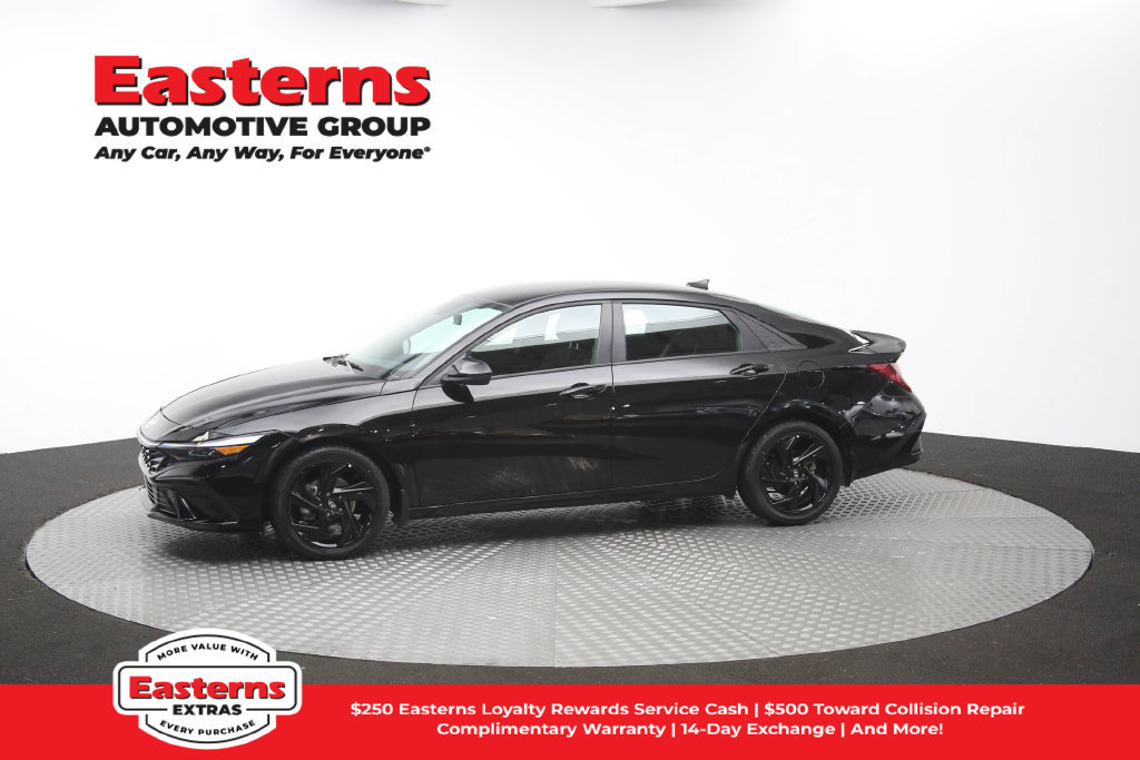 Used 2026 Hyundai Elantra Sport FWD image 55