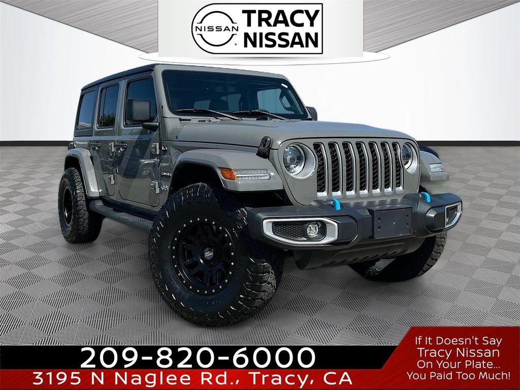 Used 2023 Jeep Wrangler Unlimited Sahara AWD/4WD image 1