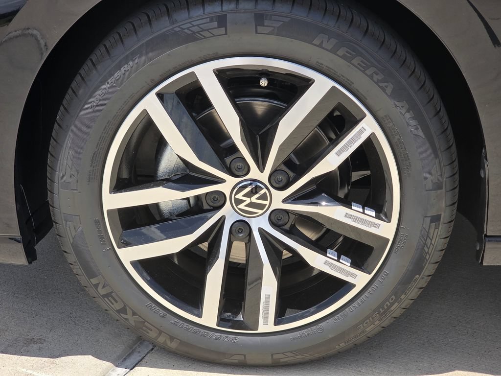 New 2026 Volkswagen Jetta SE FWD image 9