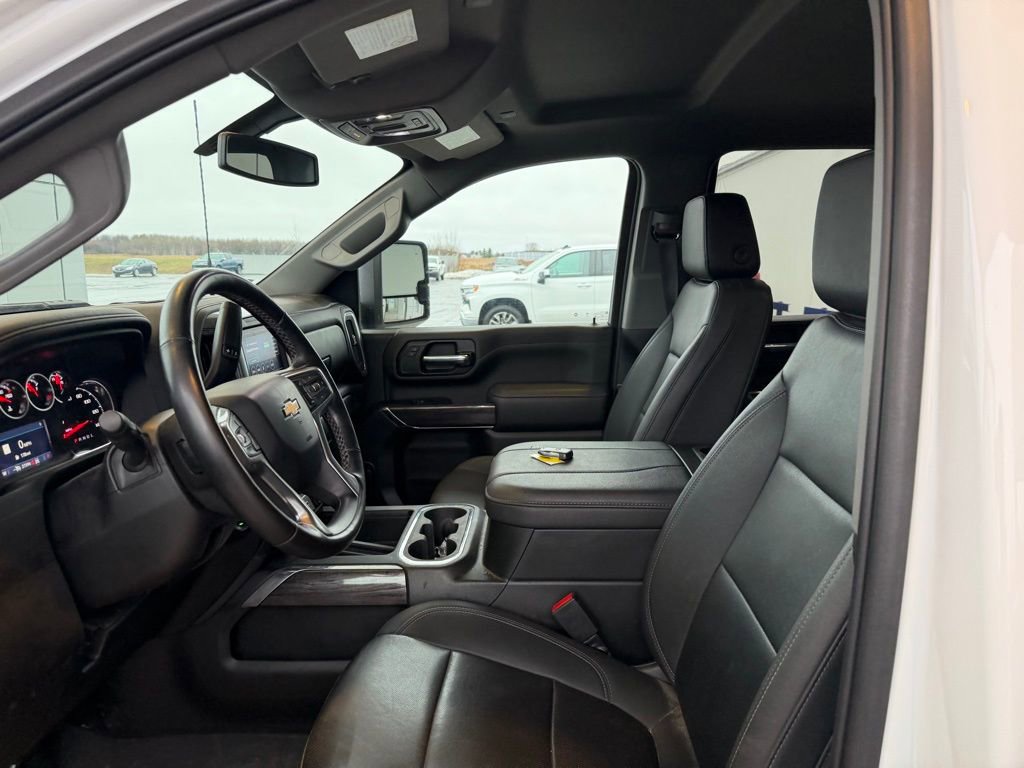 Used 2023 Chevrolet Silverado 2500 LTZ image 9