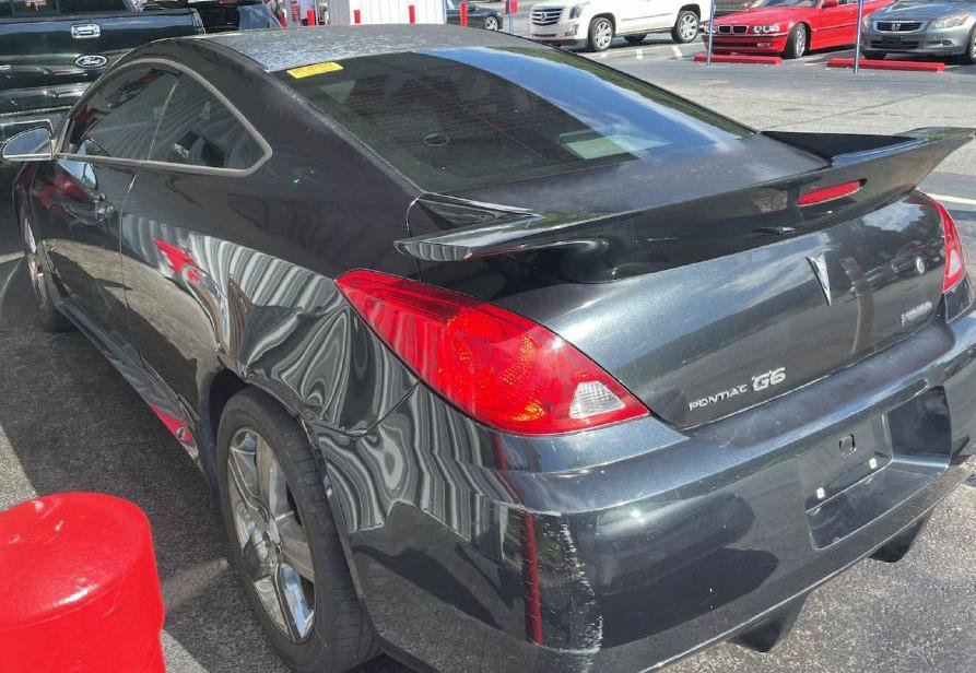 Used 2008 Pontiac G6 GXP w/ Sun And Sound Package FWD image 3