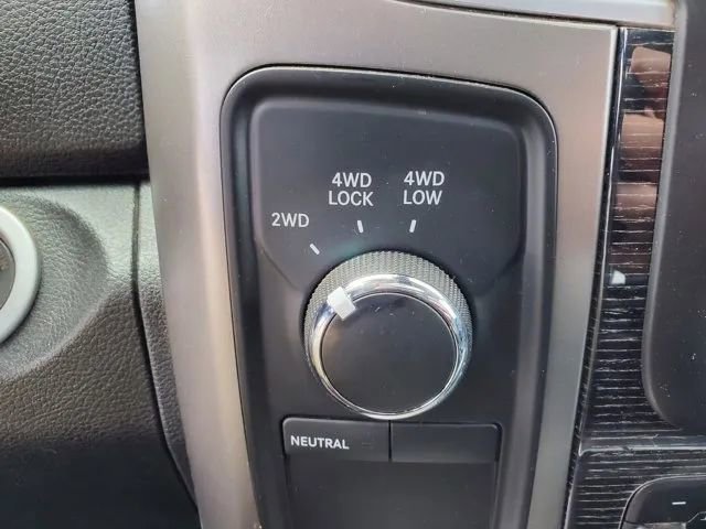 Used 2014 RAM 2500 Limited image 28