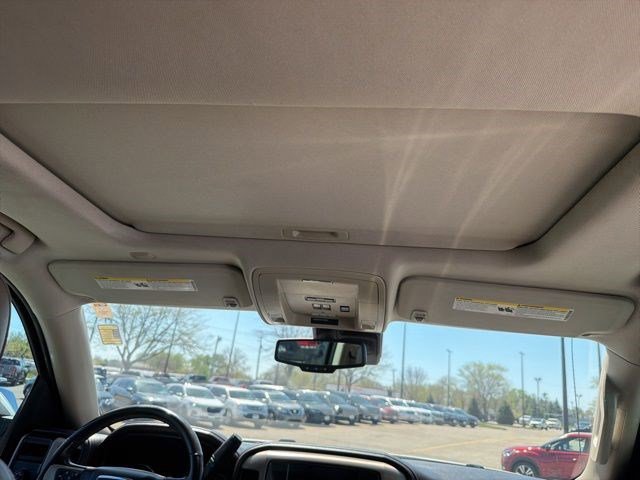 Used 2015 GMC Sierra 1500 Denali w/ Driver Alert Package image 24