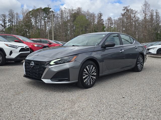 Certified 2025 Nissan Altima 2.5 SV image 4