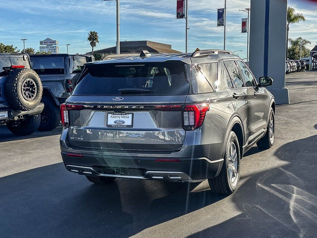New 2026 Ford Explorer Active w/ Active Comfort Package image 6