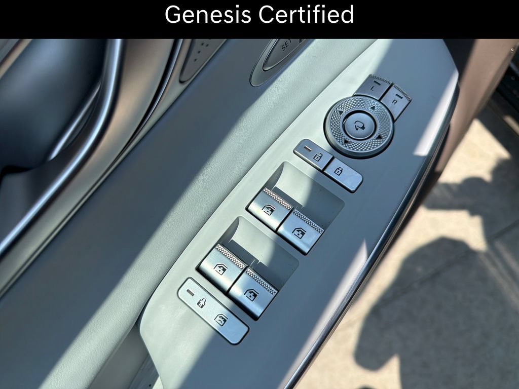 Certified 2026 Genesis GV70 2.5T Advanced AWD/4WD image 11