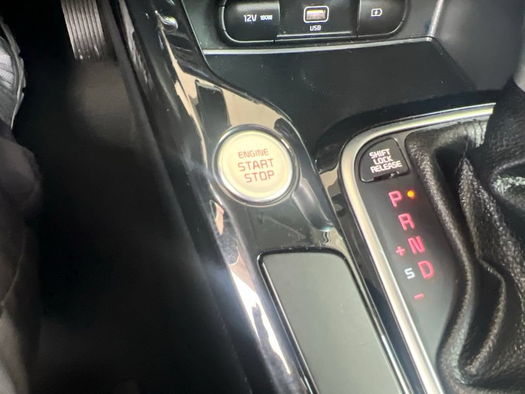 Certified 2022 Kia Soul GT-Line FWD image 59