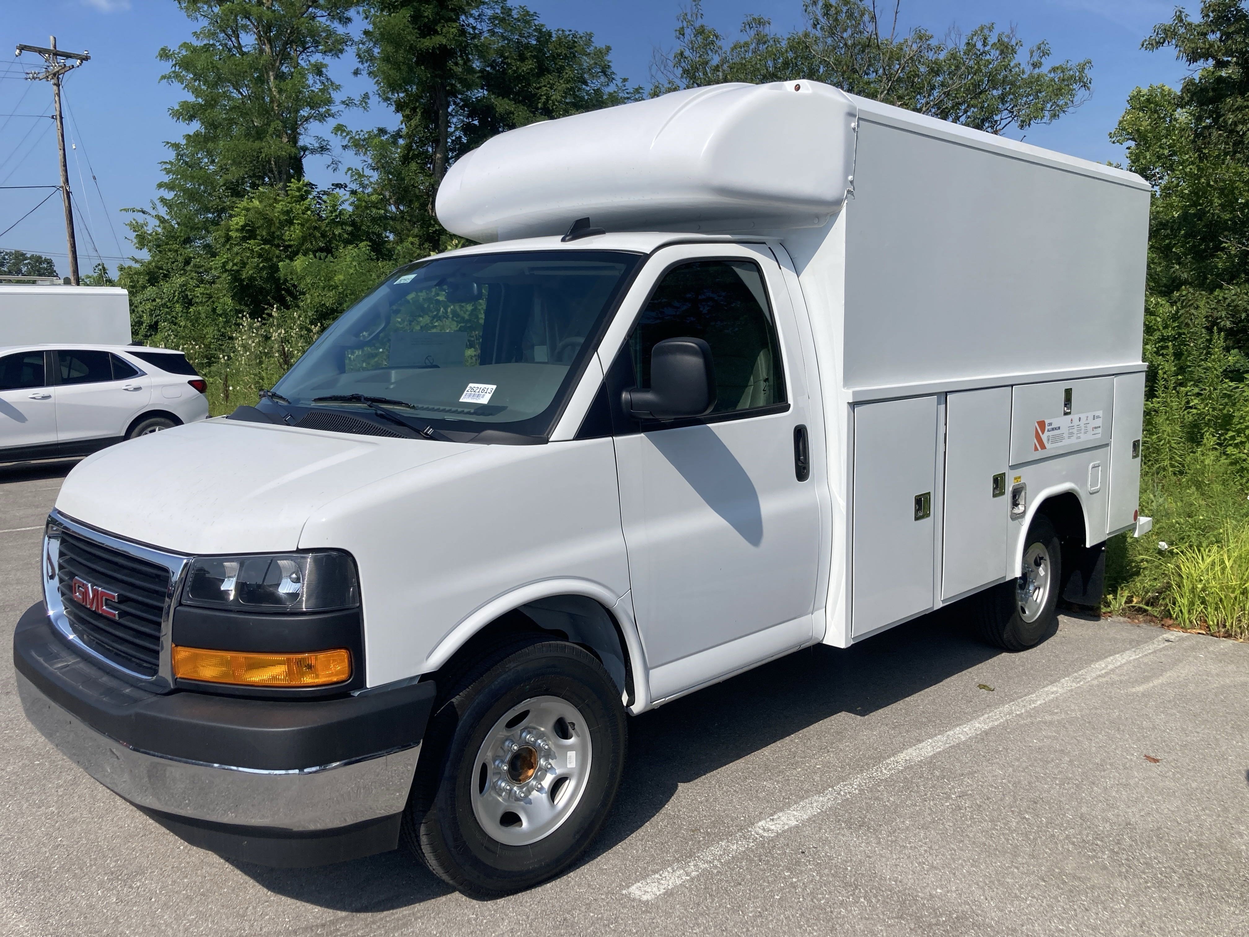 New 2025 GMC Savana 3500 w/ Power Convenience Package image 29