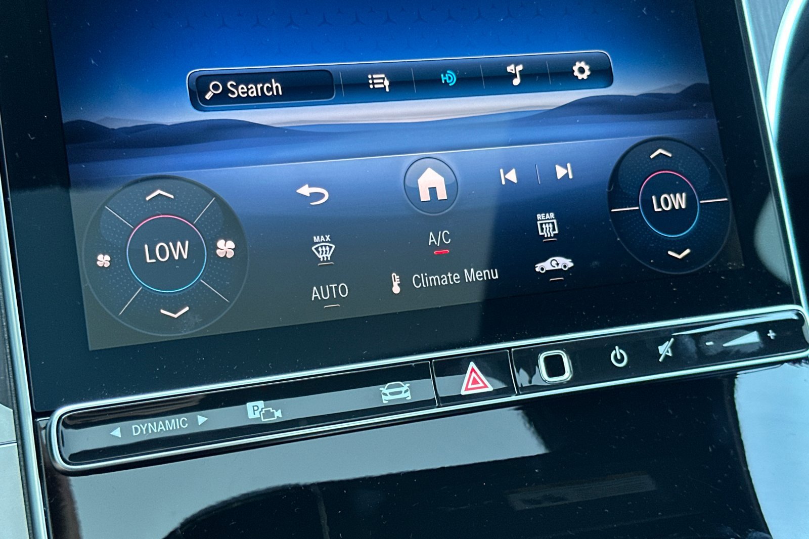 New 2025 Mercedes-Benz C 300 Sedan image 19