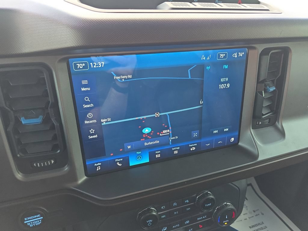 Used 2022 Ford Bronco Outer Banks AWD/4WD image 17