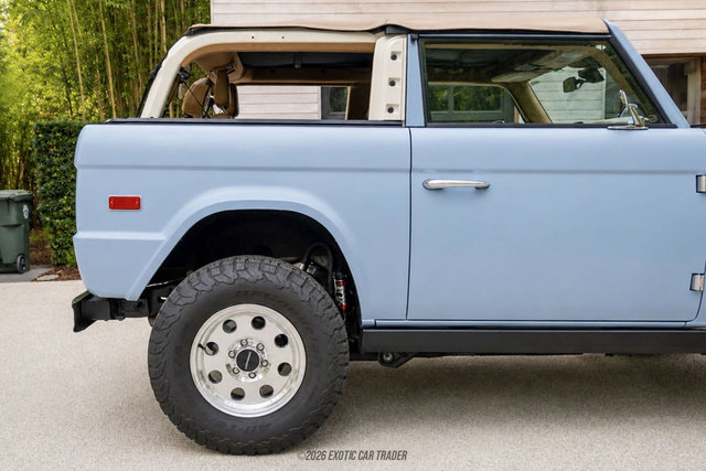 Used 2025 Ford Bronco Badlands AWD/4WD image 10