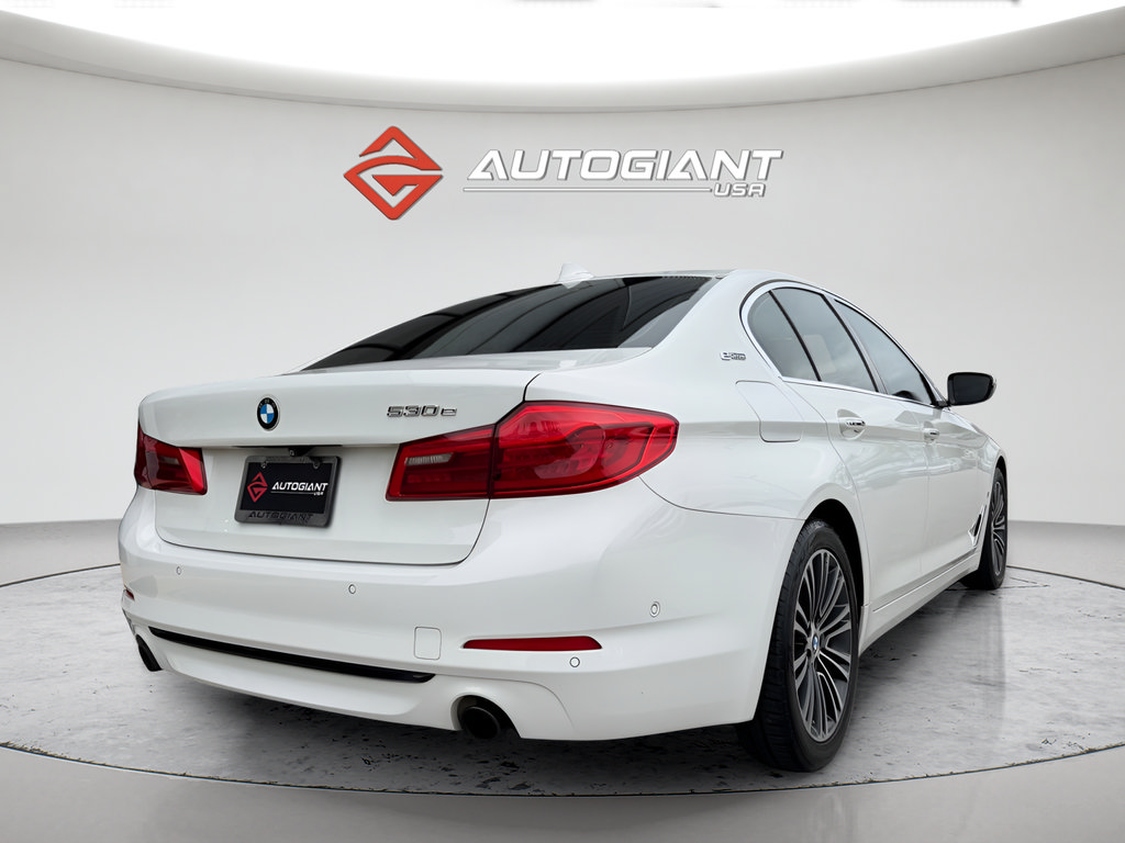 Used 2018 BMW 530e RWD image 11