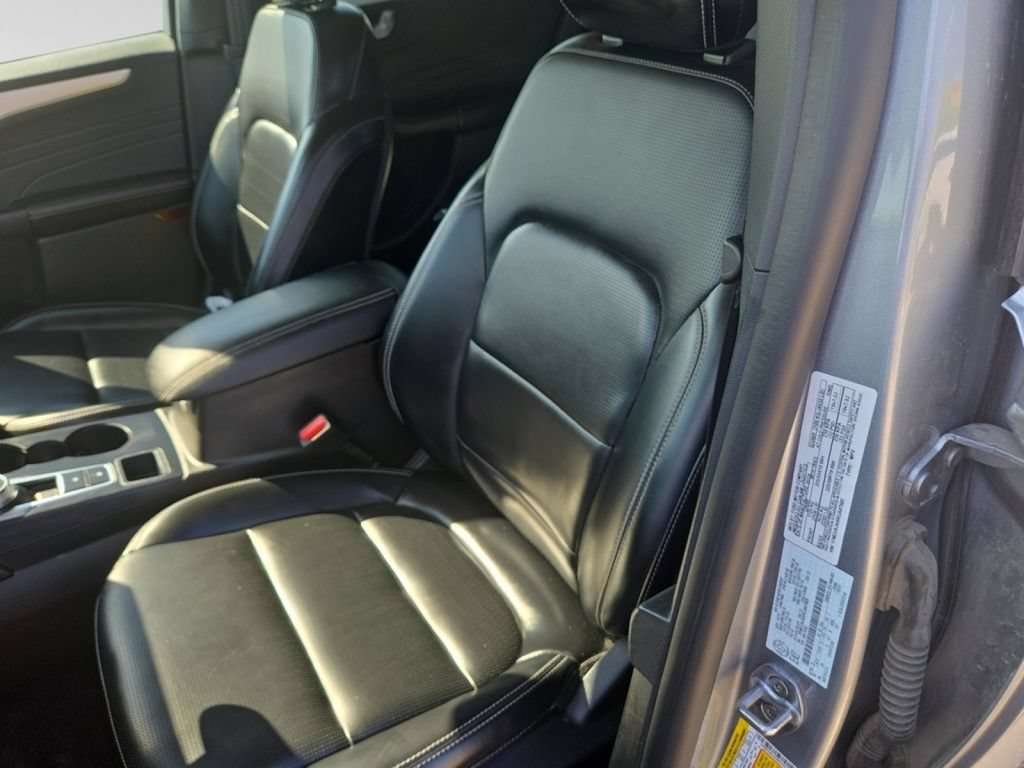 Used 2024 Ford Escape Platinum AWD/4WD image 24