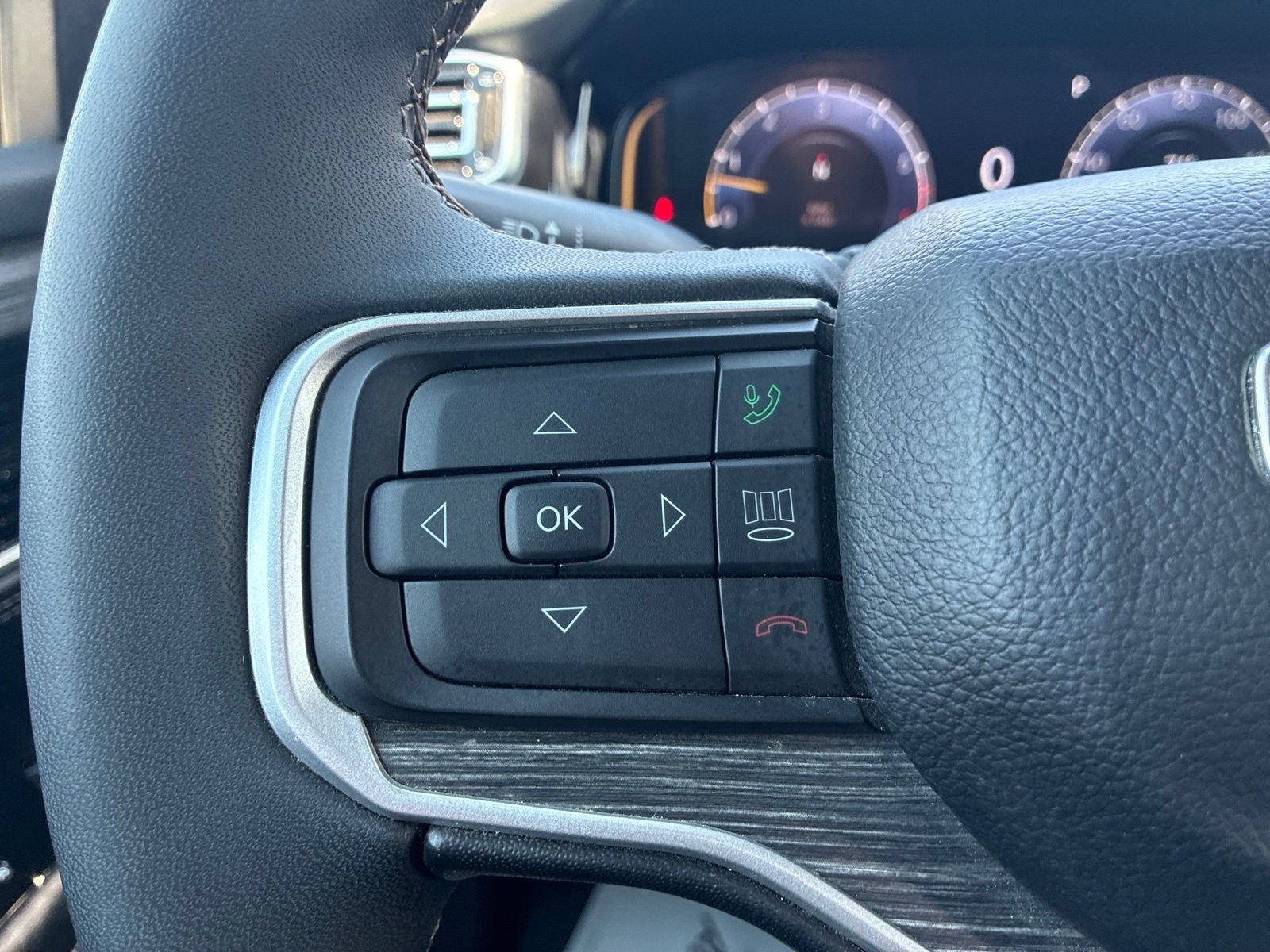 Used 2023 Jeep Wagoneer Series II w/ Premium Group I AWD/4WD image 28