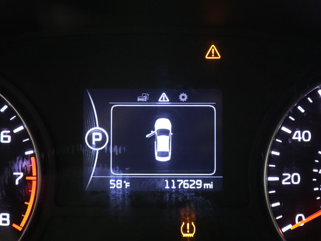 Used 2017 Kia Optima LX FWD image 36
