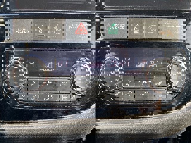 Used 2018 Mitsubishi Outlander GT image 28