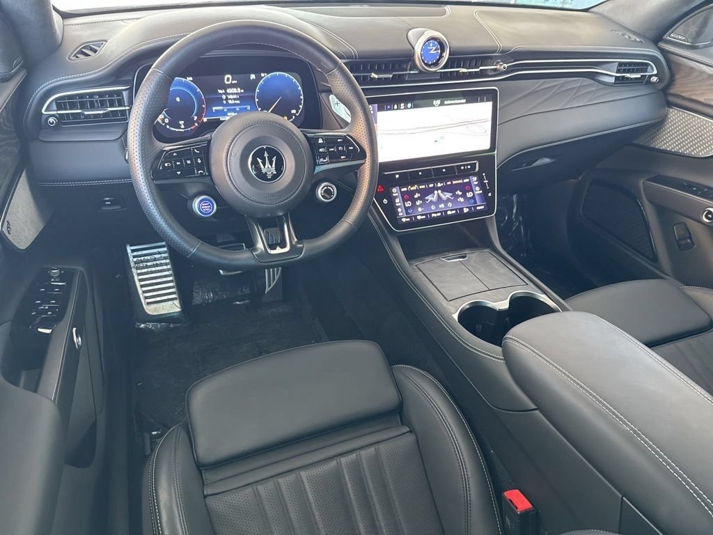 Used 2025 Maserati Grecale Modena AWD/4WD image 10