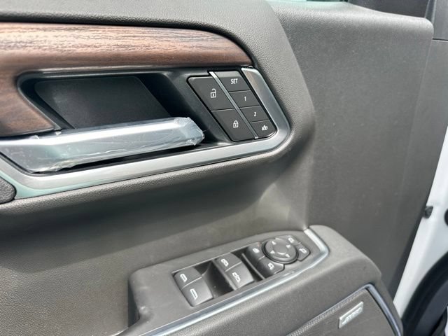 New 2026 GMC Sierra 1500 SLT w/ SLT Premium Package AWD/4WD image 8