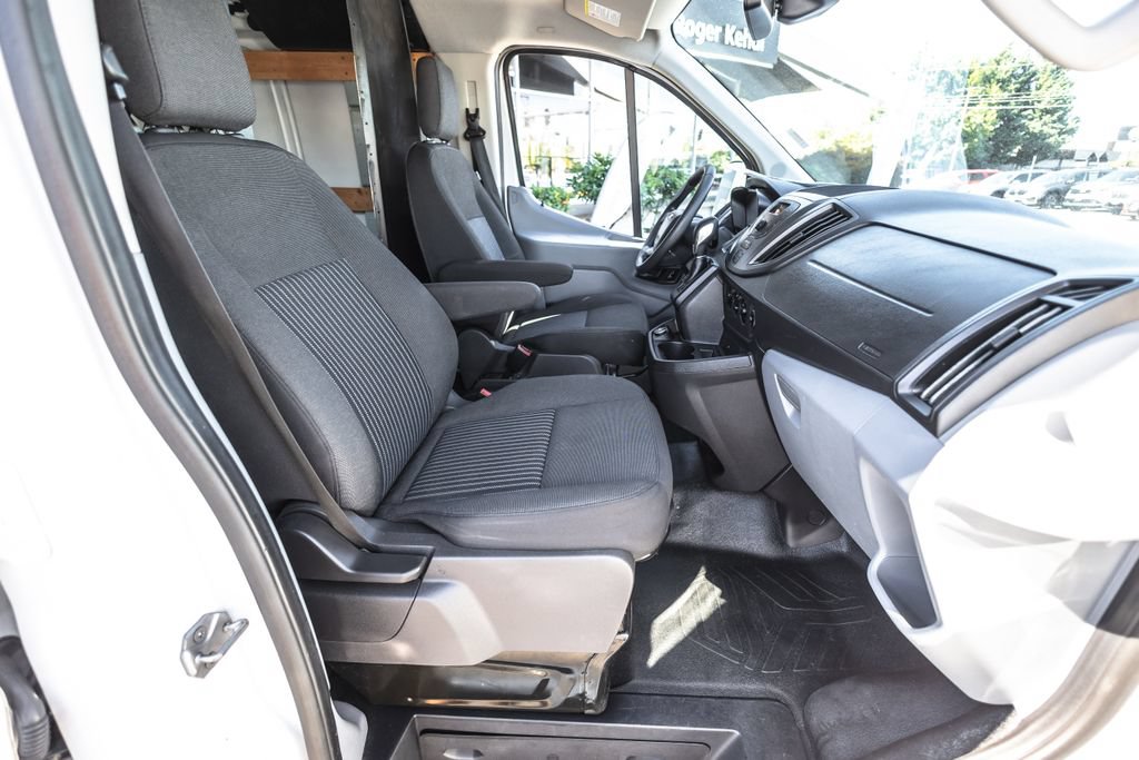 Used 2017 Ford Transit 250 130 Low Roof w/ Exterior Upgrade Package RWD image 18